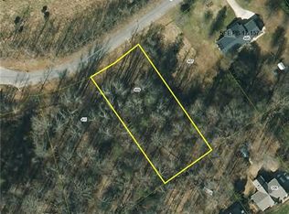 409 Knollwood Dr, Morganton, NC 28655