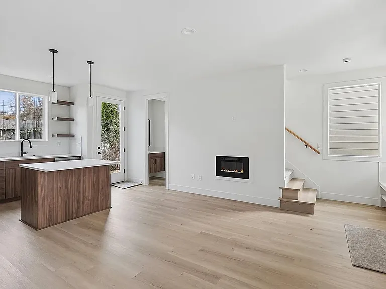 9568 SW 91st Ave — Photo 7