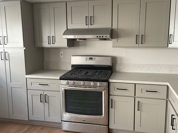2nd image of 210 W Grand Ave APT D