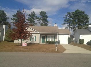 3421 Ireland Dr, Hope Mills, NC 28348