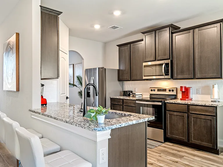 7640 Noble Oaks Dr — Photo 25