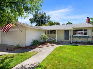 3526 Day Ave, Loomis, CA 95650