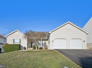 512 Wake Forest Dr, Newark, DE 19713