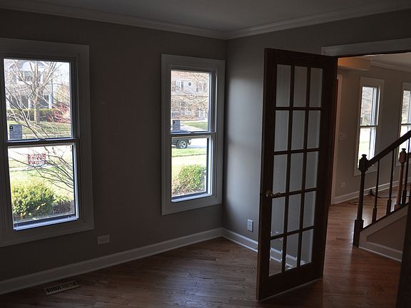 4th image of 619 Brookdale Dr