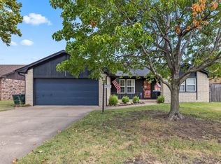 4913 Barbados Ave, Sand Springs, OK 74063