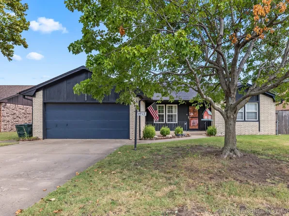 4913 Barbados Ave, Sand Springs, OK 74063