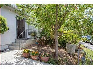 2nd image of 212 Alden St
