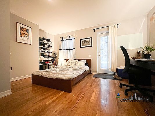 4th image of 153 Lexington Ave