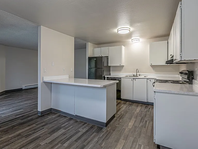Valley Vista — Photo 30