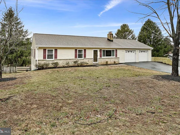 12797 Roughton Dr, Mount Airy, MD 21771