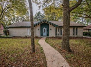 1118 Pear Tree Ln, Houston, TX 77073