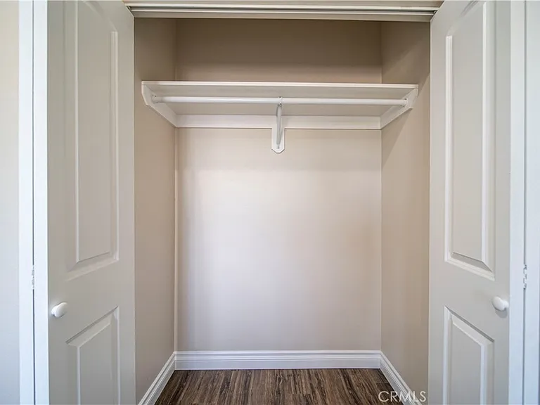 14102 Edwards — Photo 16