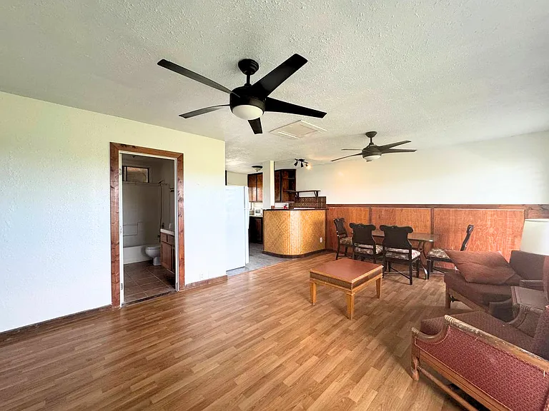 2057 Kinoole St #2 — Photo 3