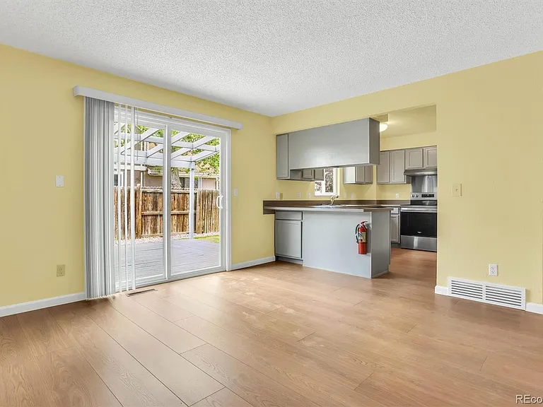 8913 E Chenango Ave — Photo 10