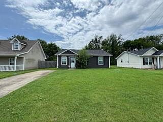 2nd image of 1017 Shadow Ridge Ave