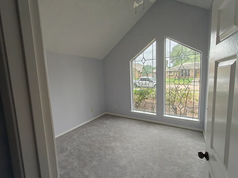 4108 Mesa Dr — Photo 10