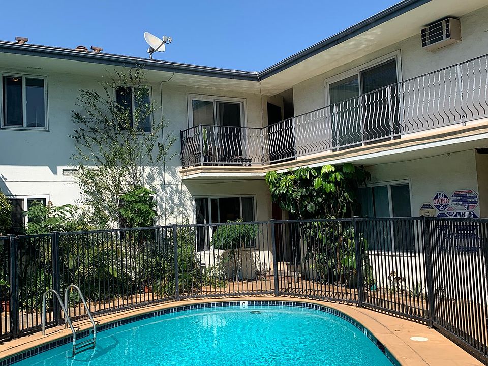 1st image of 1138 S La Cienega Blvd APT 9