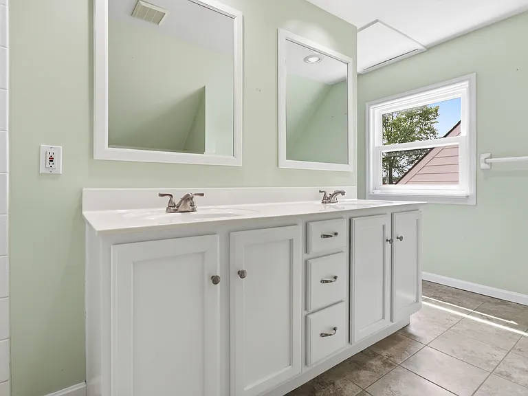 8330 Wexford Ave — Photo 26