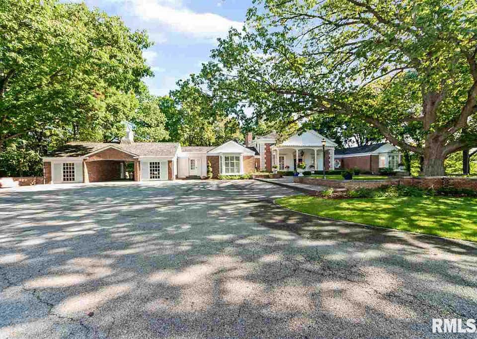 7618 N Edgewild Dr, Peoria, IL 61614 Zillow