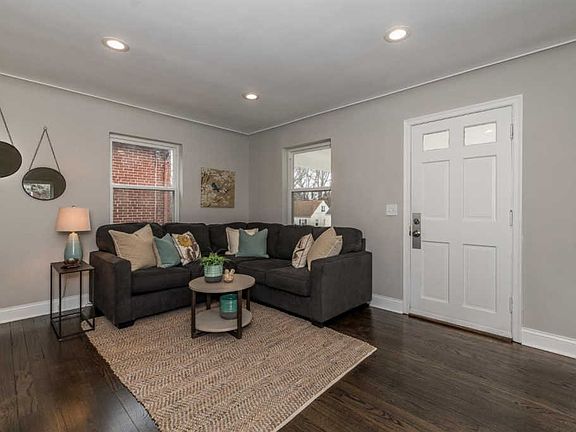 2nd image of 6403 Mayflower Ave