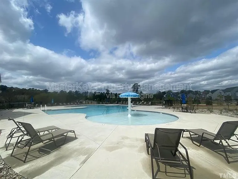 612 Amaranth Dr — Photo 24