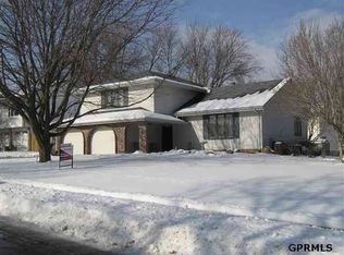 3306 Daniell St, Bellevue, NE 68123