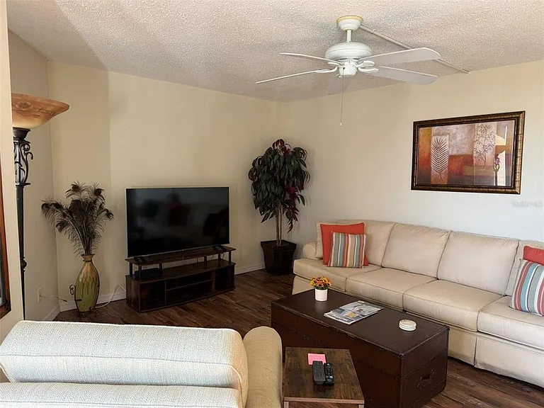 25188 Marion Ave #D-306 — Photo 12