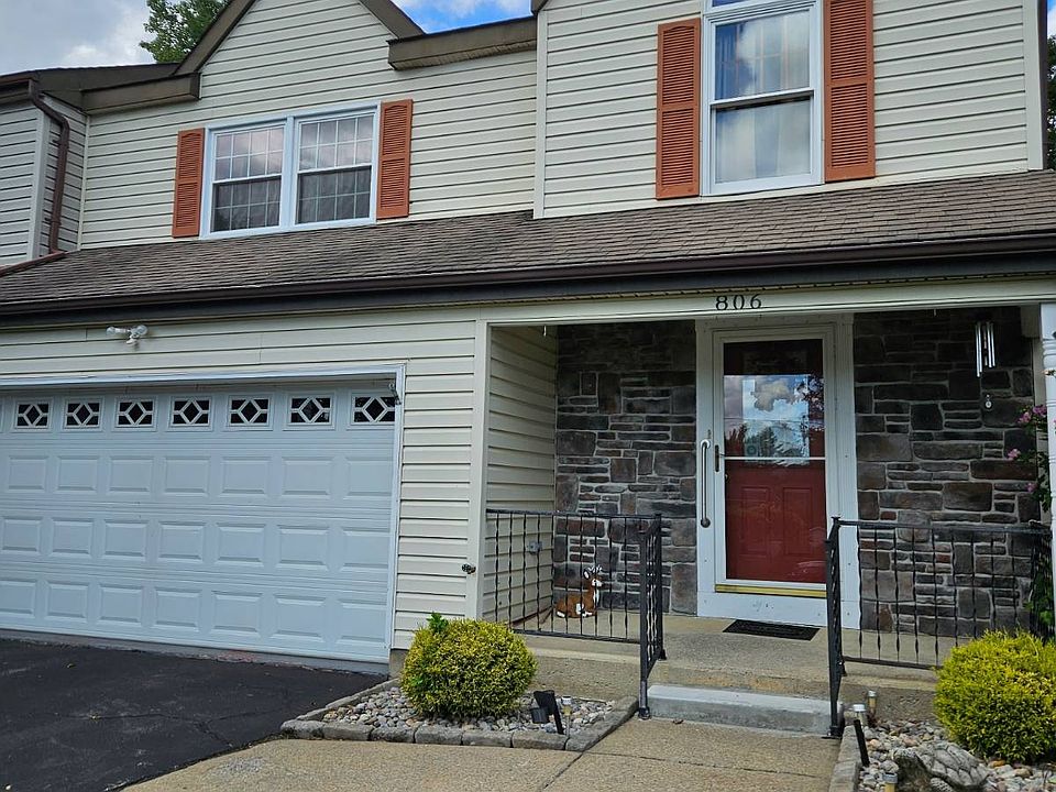 1st image of 806 Springdale Ave