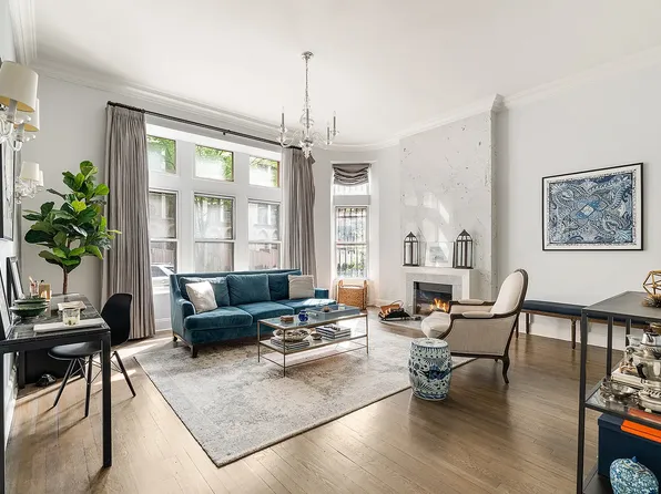 55 E 65th St APT 1D, Manhattan, NY 10065
