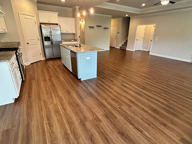 410 Thornbird Loop — Photo 5