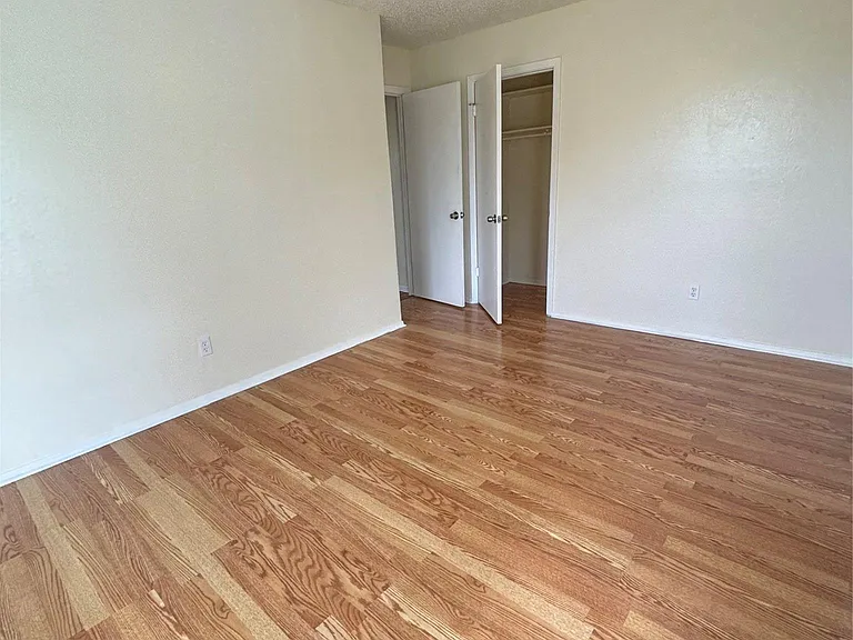 12309 Tipperary Cv — Photo 17