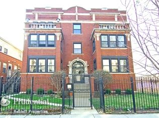 5410 N Winthrop Ave, Chicago, IL 60640