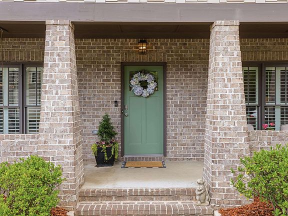 5th image of 1665 Creekside Dr
