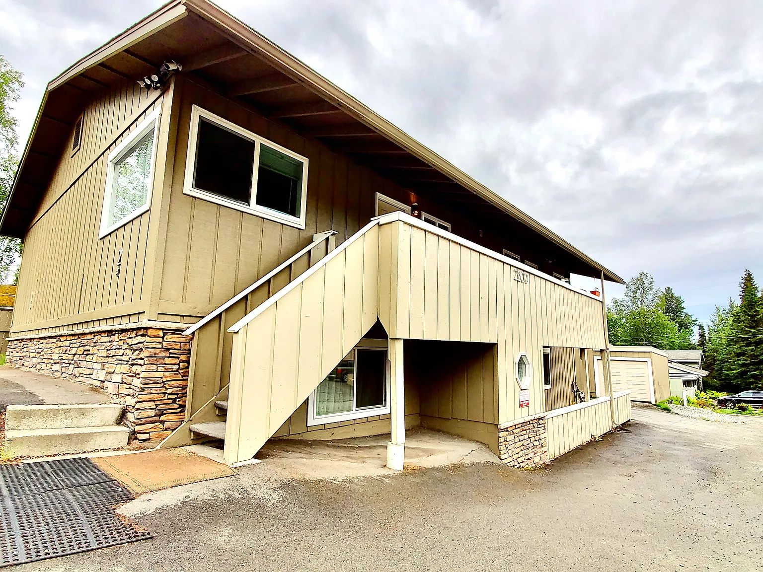 2200 W 29th Ave — Photo 1