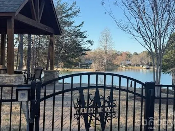 107 Nablus Trl #B, Mooresville, NC 28117