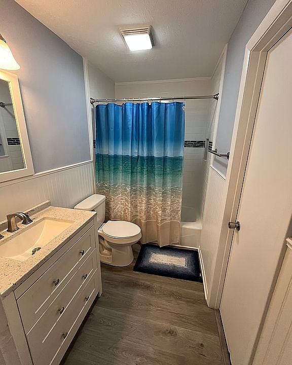 1st image of 690 Atlantic Dr