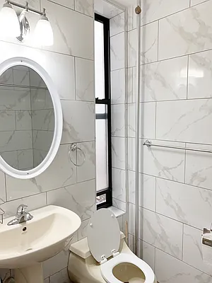 Rented by Compass | media 23