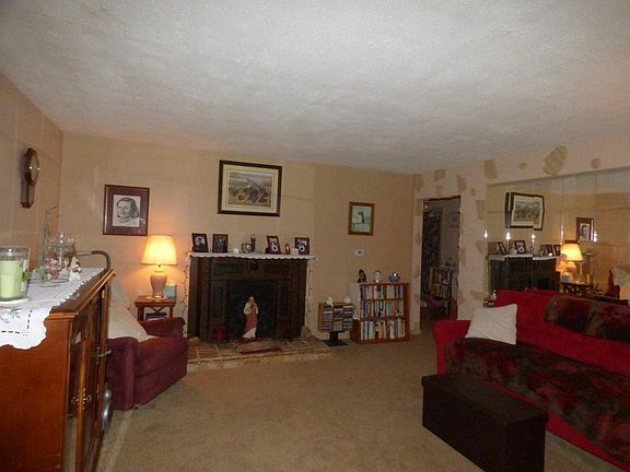 5th image of 4504 Homer Ave