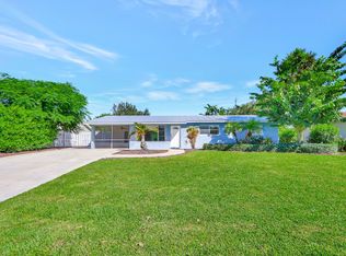 105 Beverly Rd W, Jupiter, FL 33469
