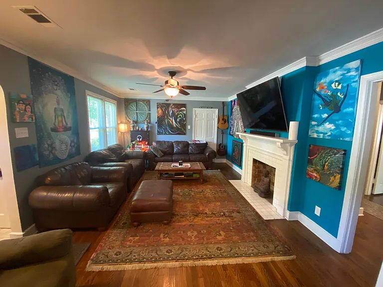 3589 Kenwood Ave — Photo 6