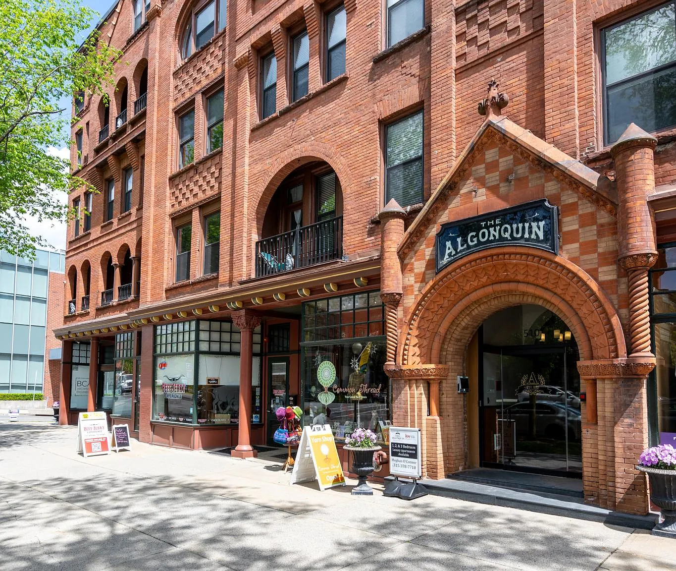 510 Broadway St — Photo 1
