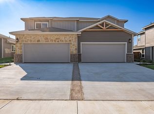724-728 Blackland Dr, Venus, TX 76084
