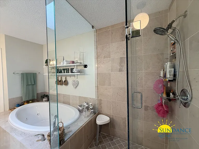 541 E Timberlake Dr — Photo 15
