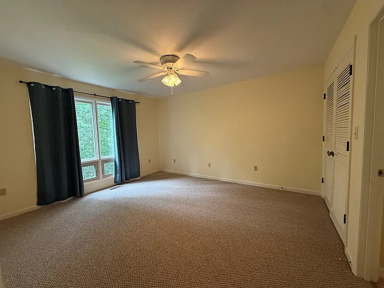 155 Dogwood Ct — Photo 11