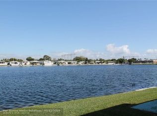 2949 Lakeshore Dr, Fort Lauderdale, FL 33312
