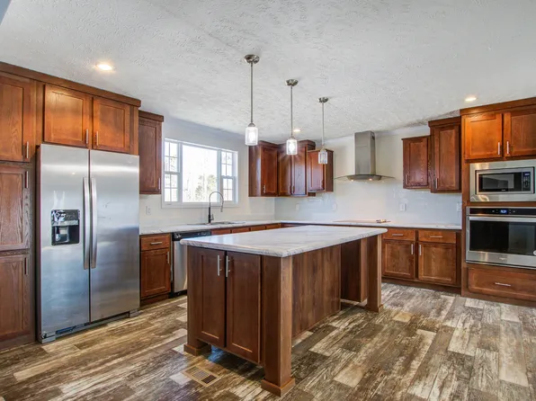 557 Old Greeleyville Rd, Greeleyville, SC 29056