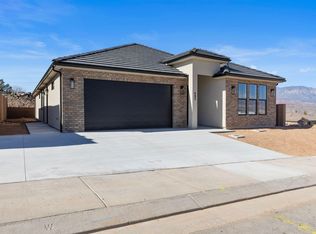 402 S 2250 W, Hurricane, UT 84737