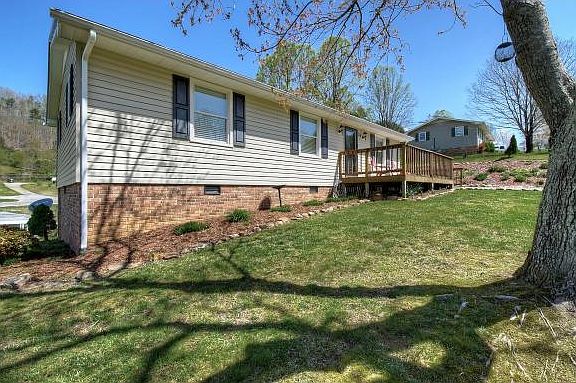4th image of 147 Salisbury Ln