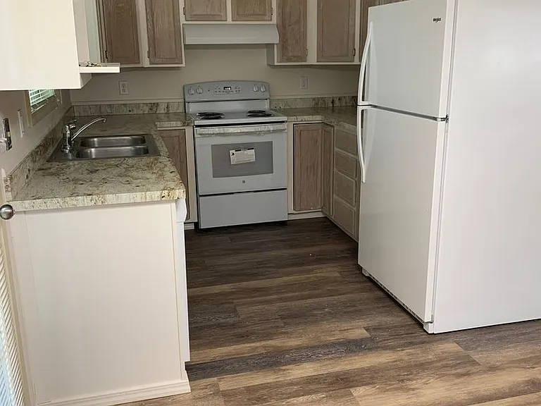 1701 Elcadore Dr — Photo 37