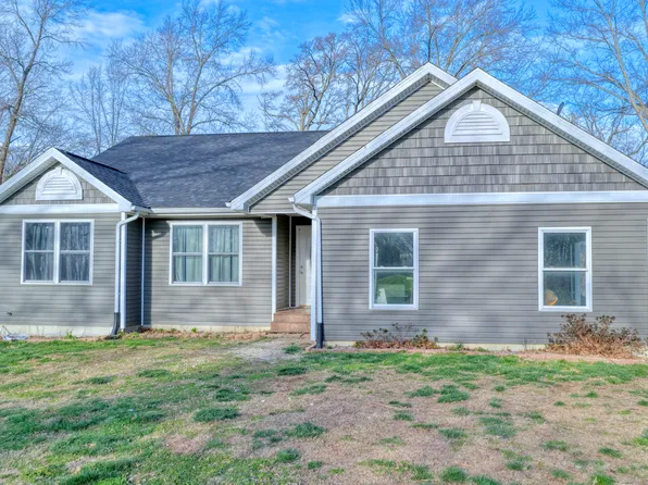 1309 Broadway St, Willisville, IL 62997